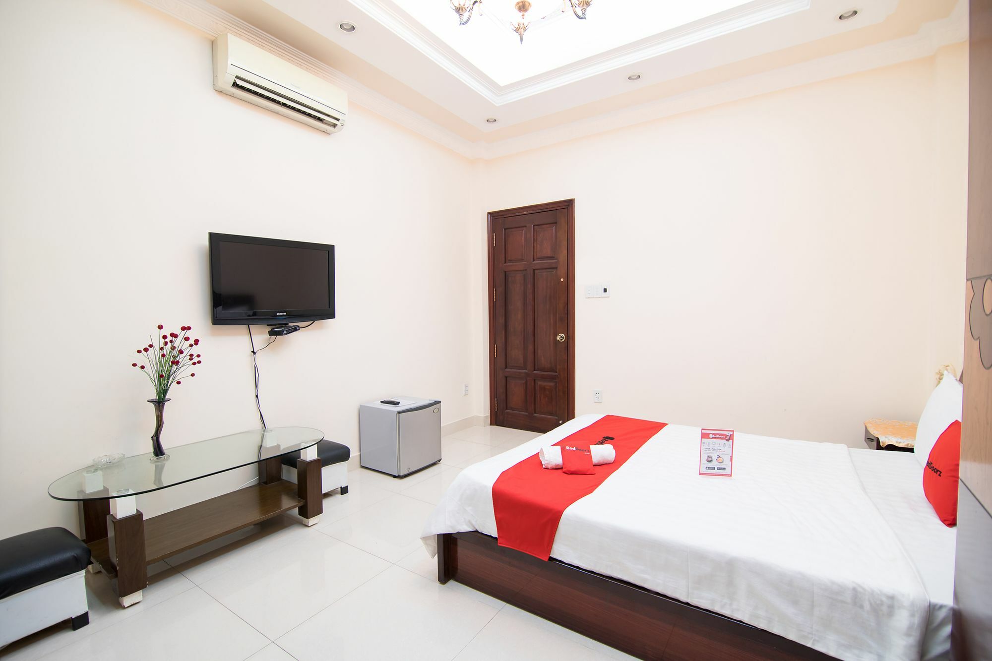 Reddoorz Near Pico Plaza Cong Hoa Hotel Ho Chi Minh-stad Buitenkant foto