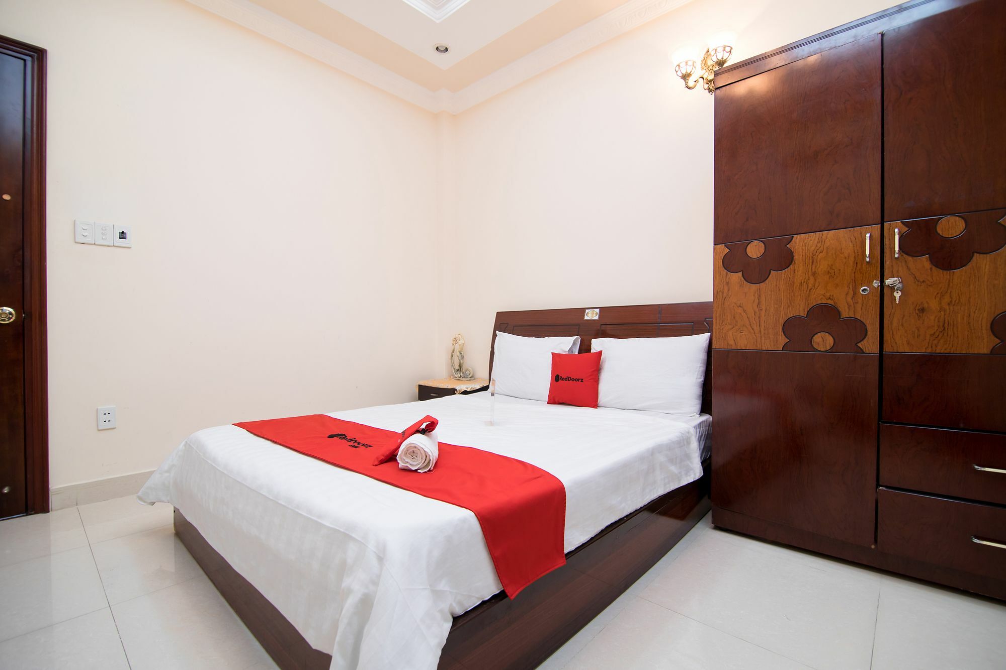 Reddoorz Near Pico Plaza Cong Hoa Hotel Ho Chi Minh-stad Buitenkant foto