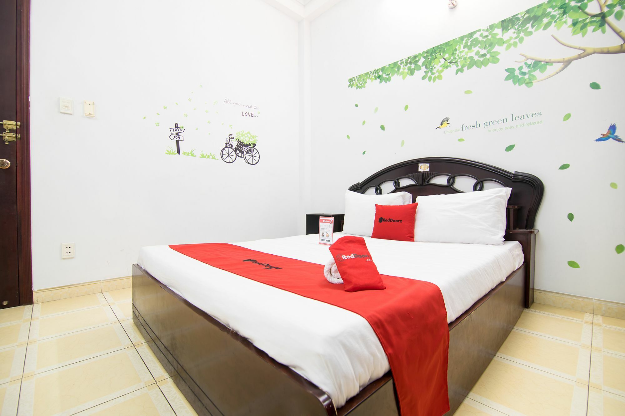 Reddoorz Near Pico Plaza Cong Hoa Hotel Ho Chi Minh-stad Buitenkant foto