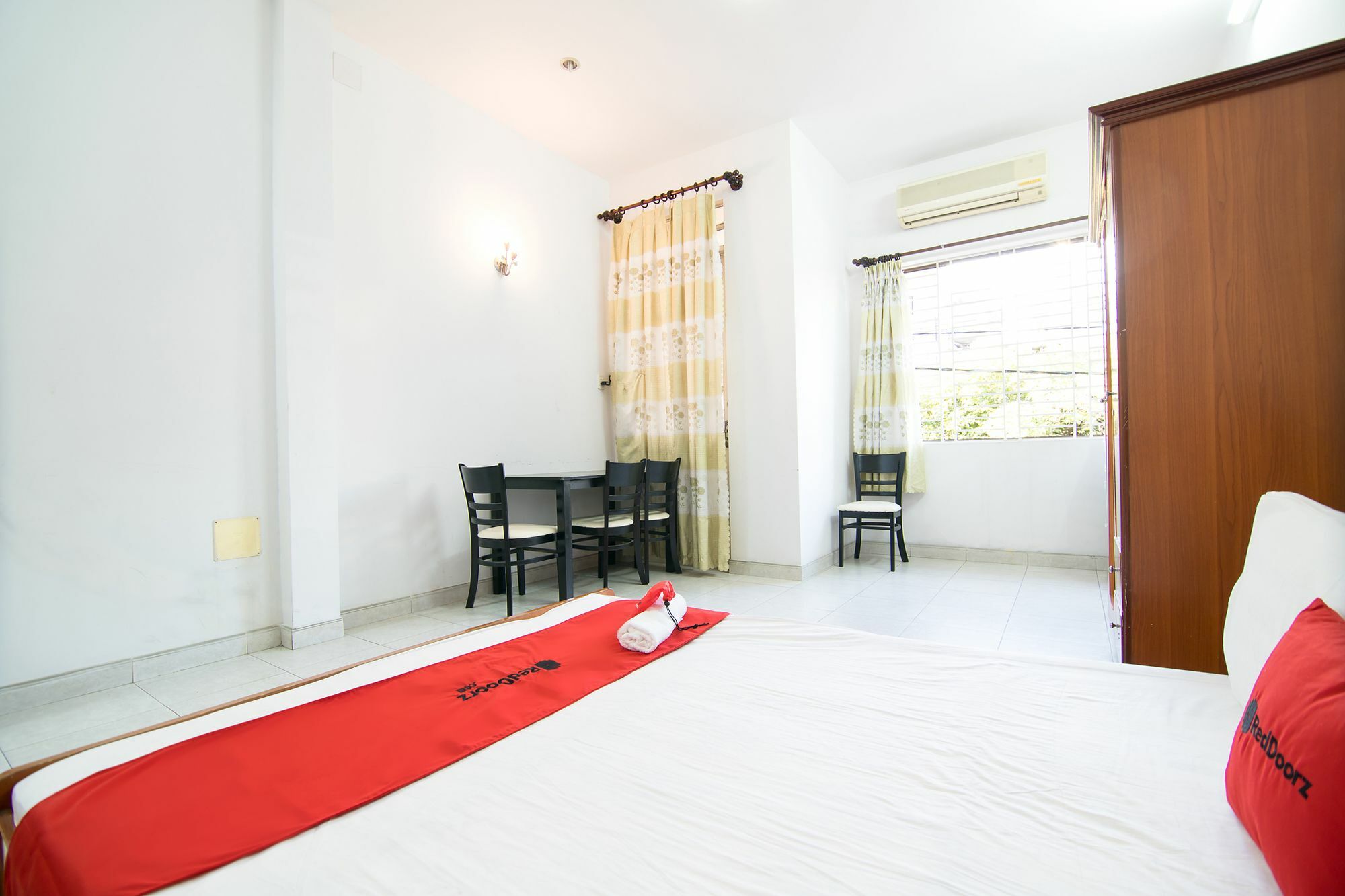 Reddoorz Near Pico Plaza Cong Hoa Hotel Ho Chi Minh-stad Buitenkant foto